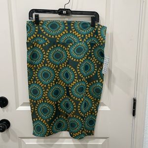 Lularoe Pencil Skirt Knit printed green teal and yellow